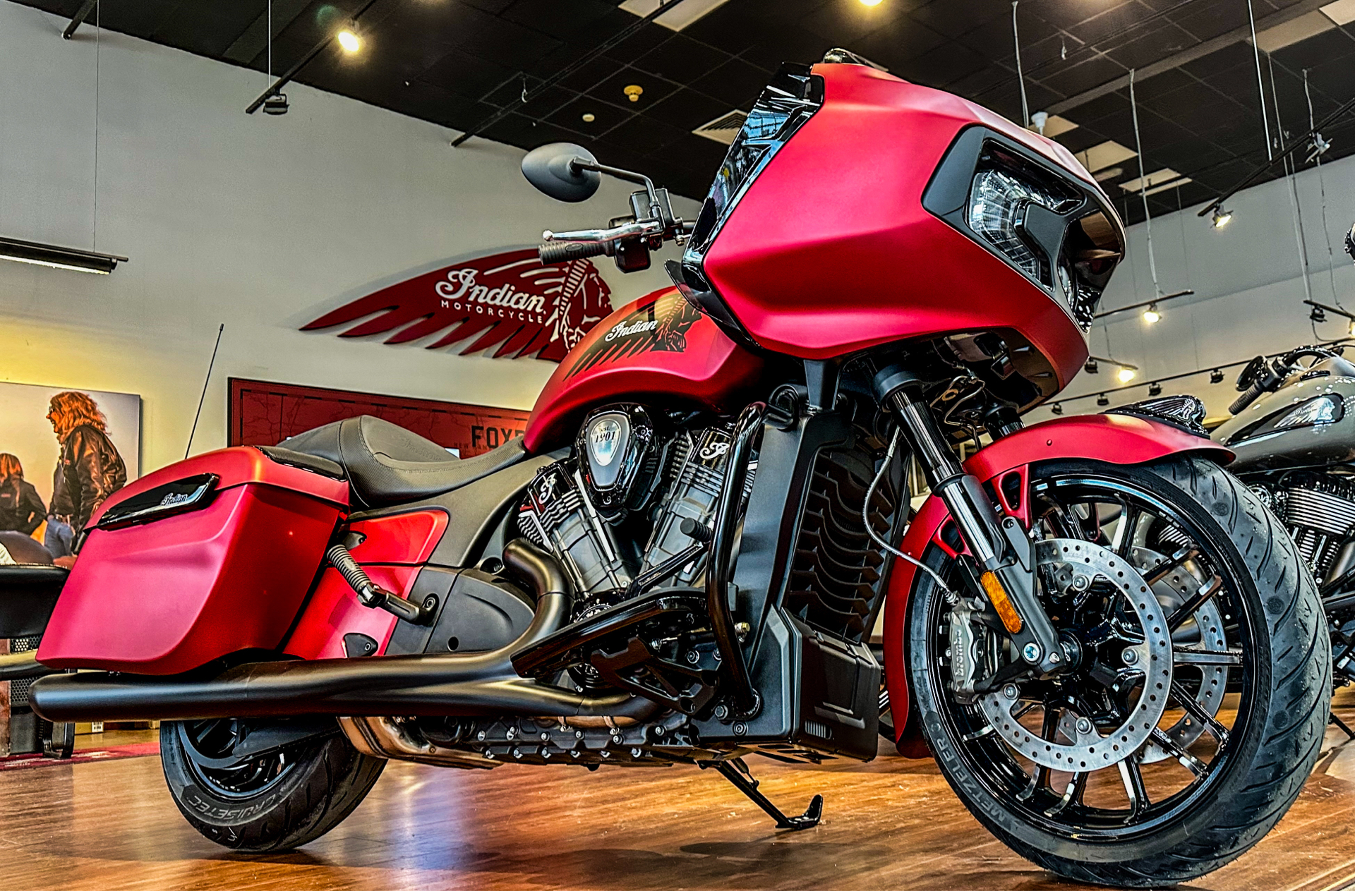 2024 Indian Motorcycle Challenger® Dark Horse® with PowerBand Audio Package in Foxboro, Massachusetts - Photo 10