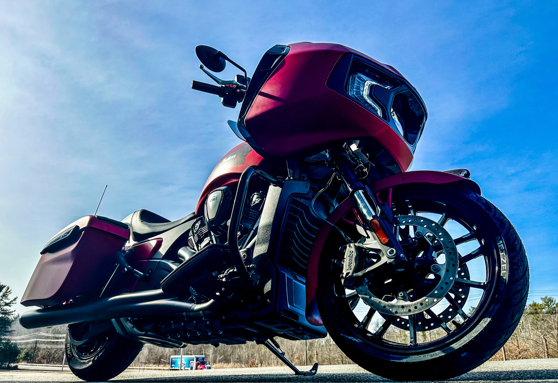 2024 Indian Motorcycle Challenger® Dark Horse® with PowerBand Audio Package in Foxboro, Massachusetts - Photo 14