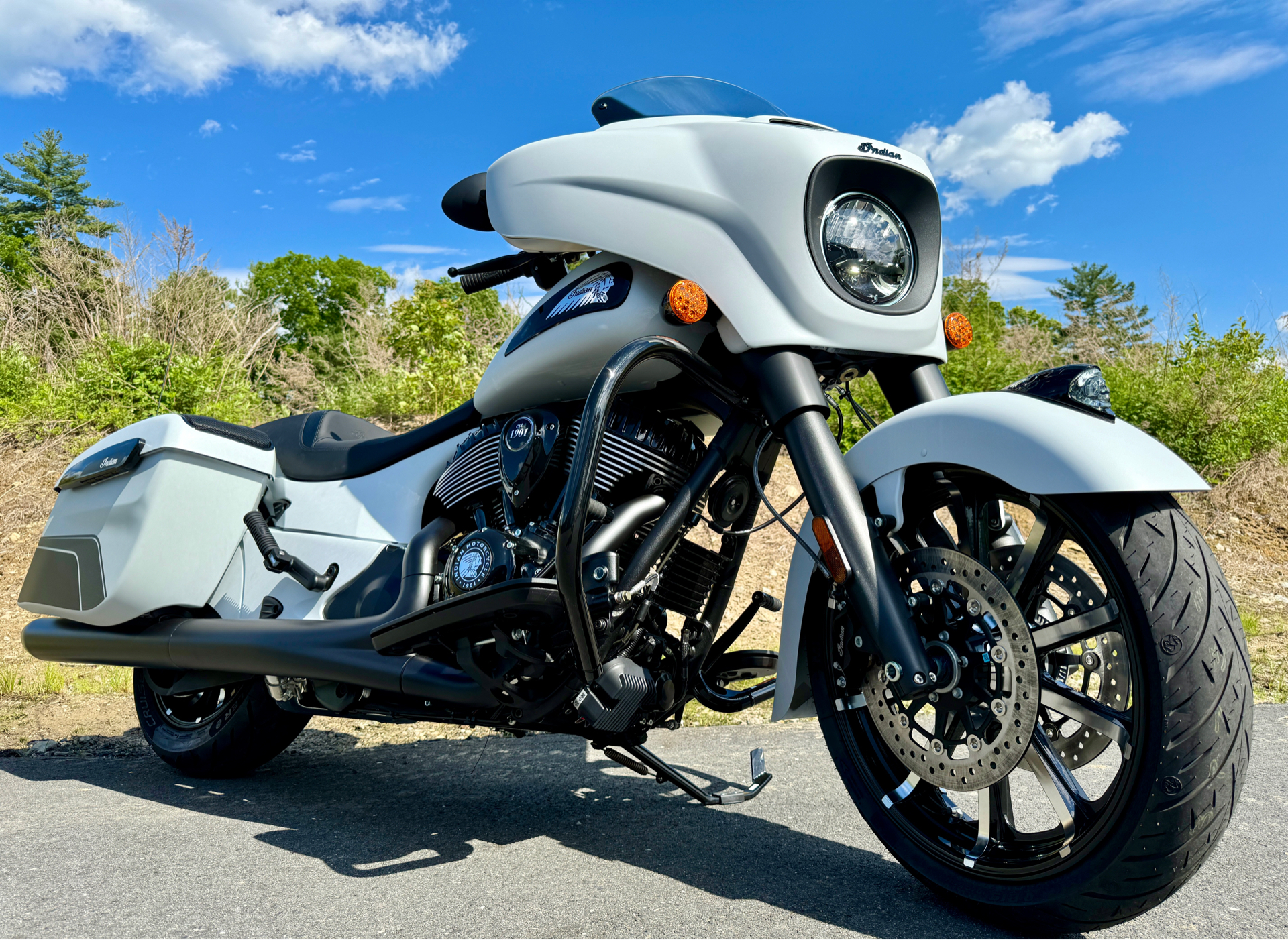 2024 Indian Motorcycle Chieftain® Dark Horse® with PowerBand Audio Package in Foxboro, Massachusetts - Photo 1