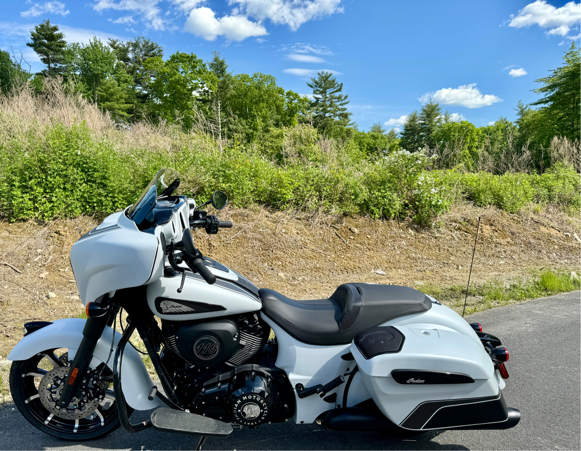 2024 Indian Motorcycle Chieftain® Dark Horse® with PowerBand Audio Package in Foxboro, Massachusetts - Photo 26