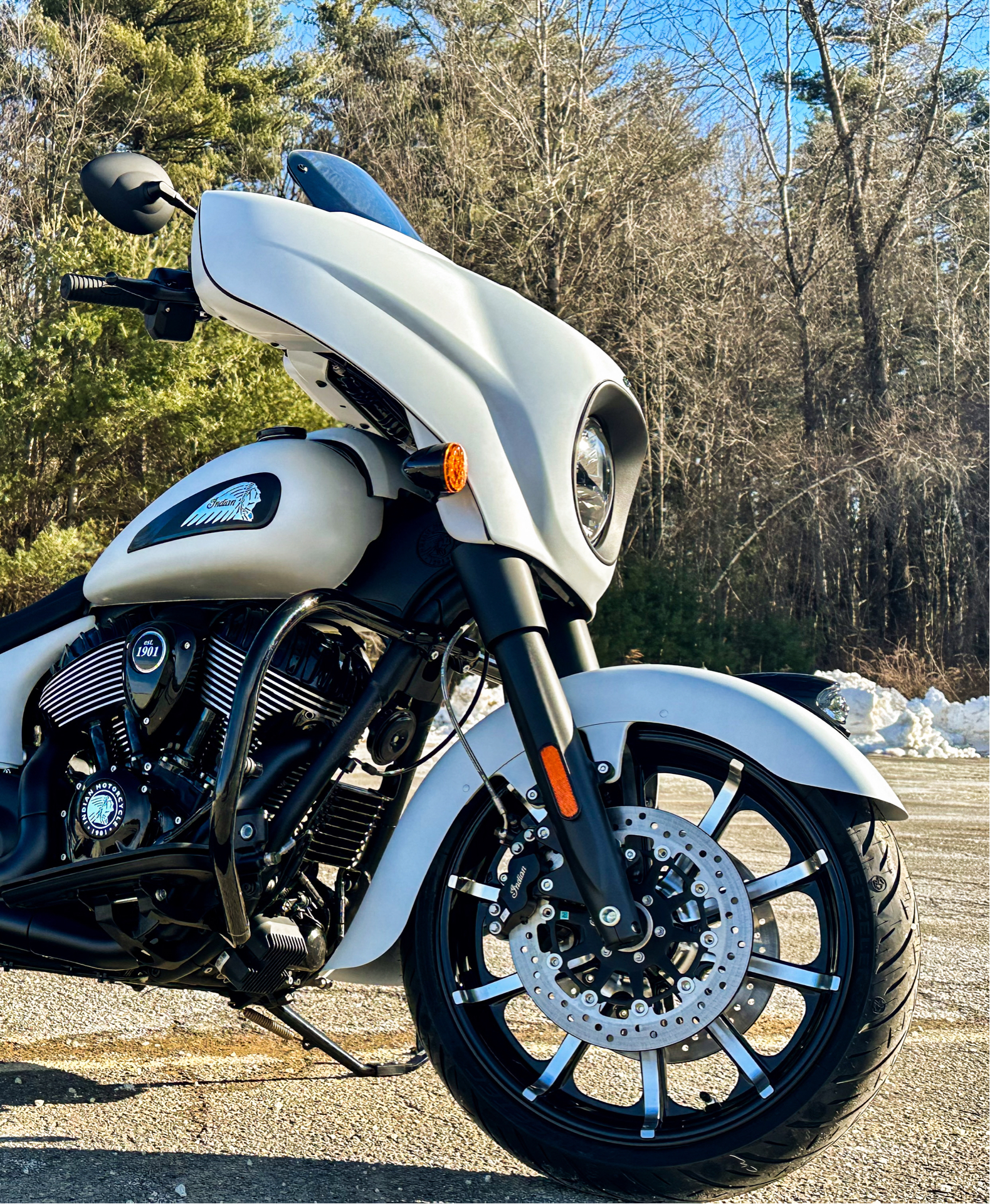 2024 Indian Motorcycle Chieftain® Dark Horse® with PowerBand Audio Package in Foxboro, Massachusetts - Photo 15