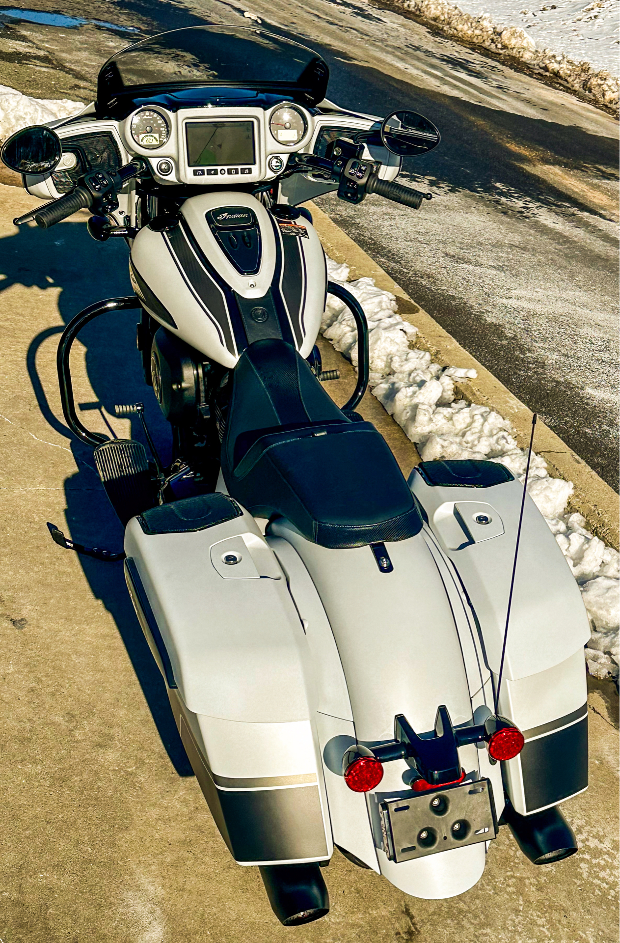 2024 Indian Motorcycle Chieftain® Dark Horse® with PowerBand Audio Package in Foxboro, Massachusetts - Photo 11