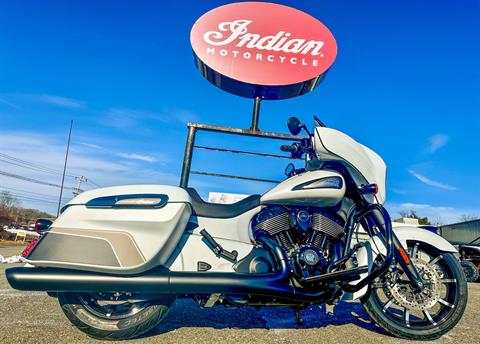 2024 Indian Motorcycle Chieftain® Dark Horse® with PowerBand Audio Package in Foxboro, Massachusetts - Photo 22