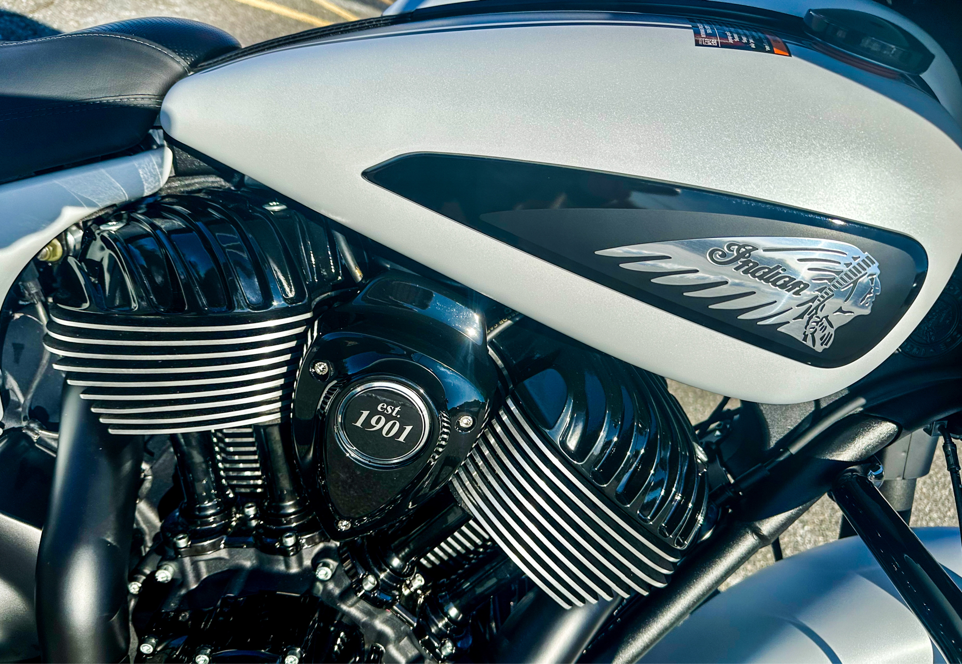 2024 Indian Motorcycle Chieftain® Dark Horse® with PowerBand Audio Package in Foxboro, Massachusetts - Photo 25