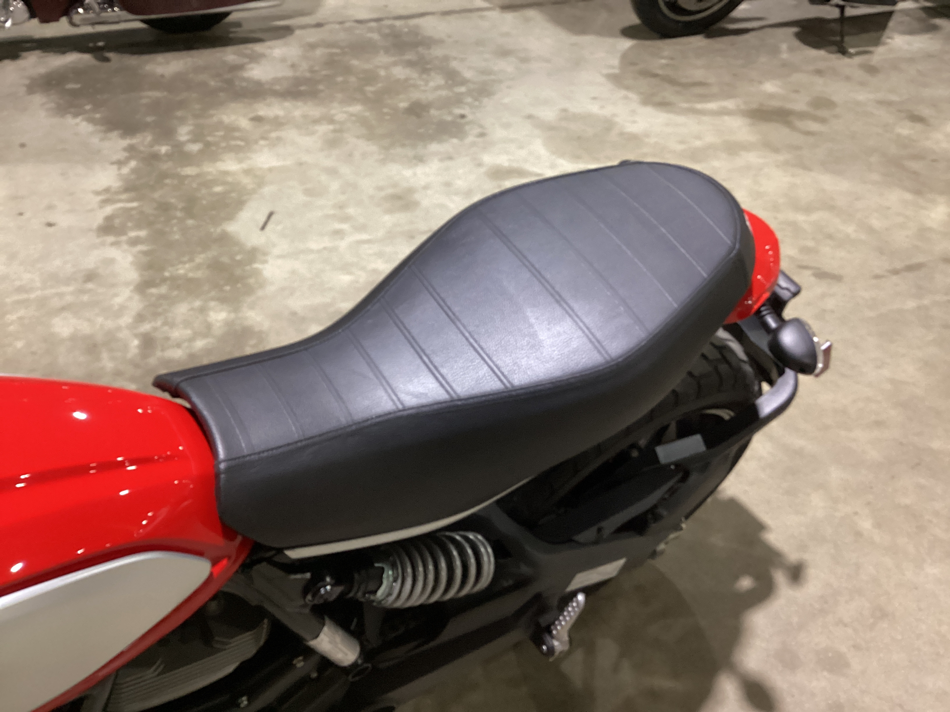 2018 Ducati Scrambler Icon in Foxboro, Massachusetts - Photo 4