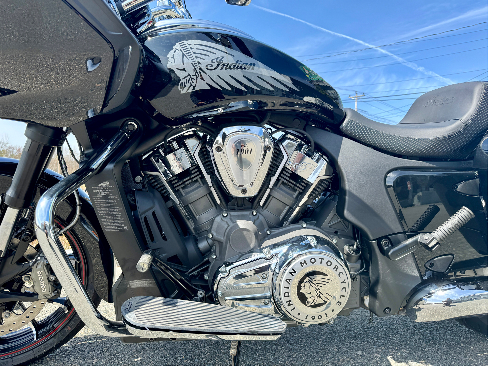 2022 Indian Motorcycle Challenger® Limited in Foxboro, Massachusetts - Photo 7