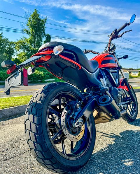 2018 Ducati Scrambler Sixty2 in Foxboro, Massachusetts - Photo 20