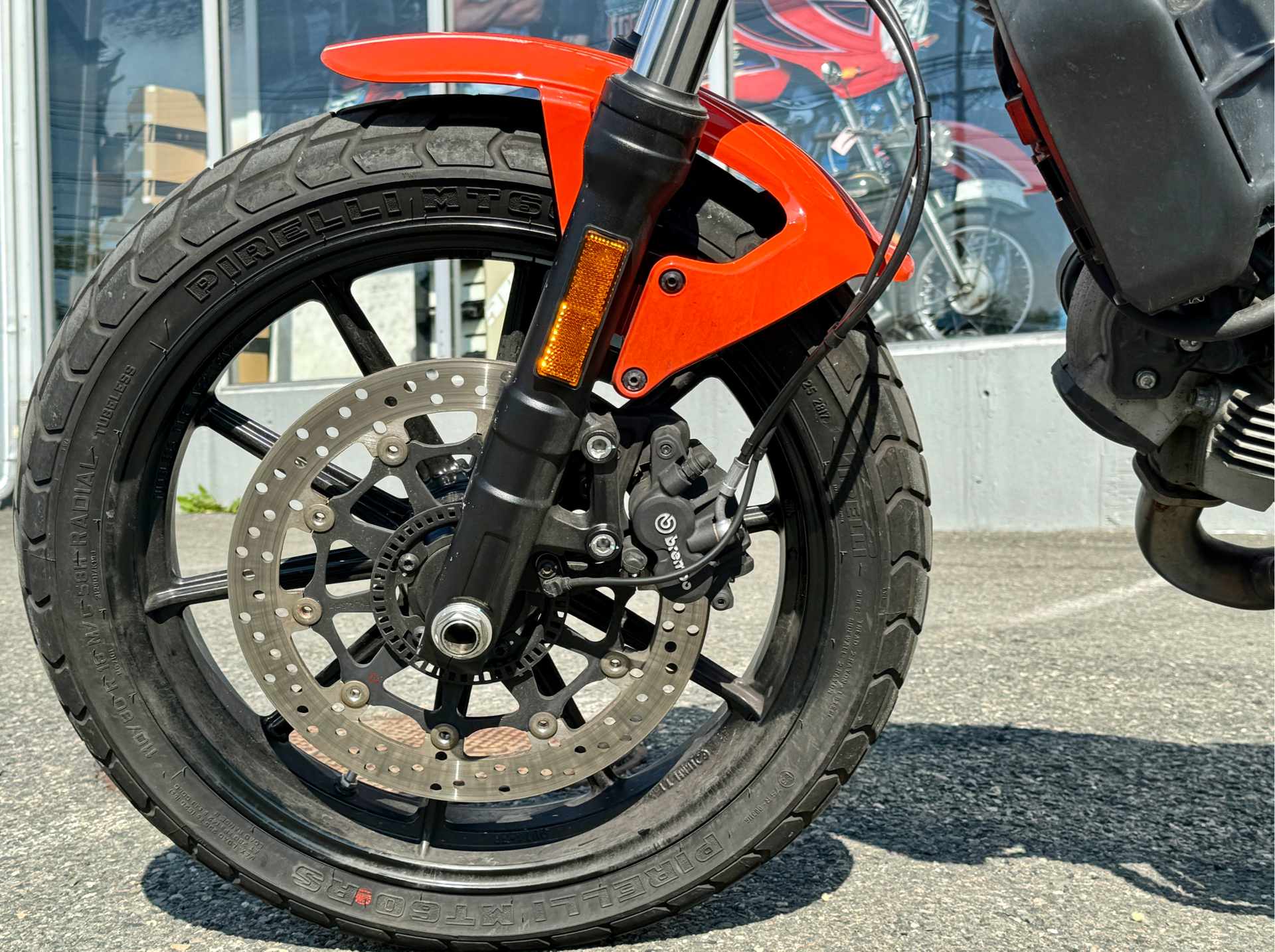 2018 Ducati Scrambler Sixty2 in Foxboro, Massachusetts - Photo 19