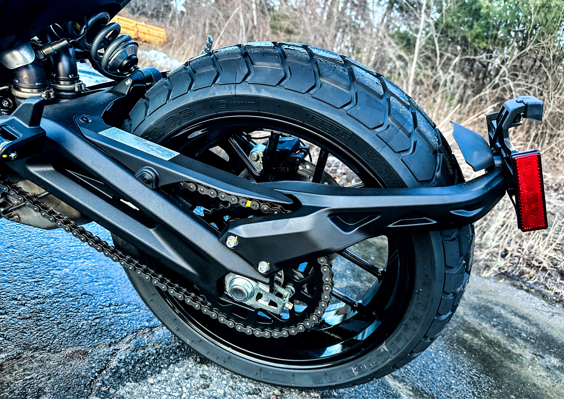 2024 Ducati Scrambler Icon in Foxboro, Massachusetts - Photo 2