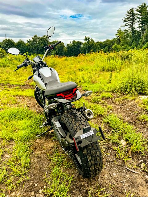 2024 Ducati Scrambler Icon in Foxboro, Massachusetts - Photo 32