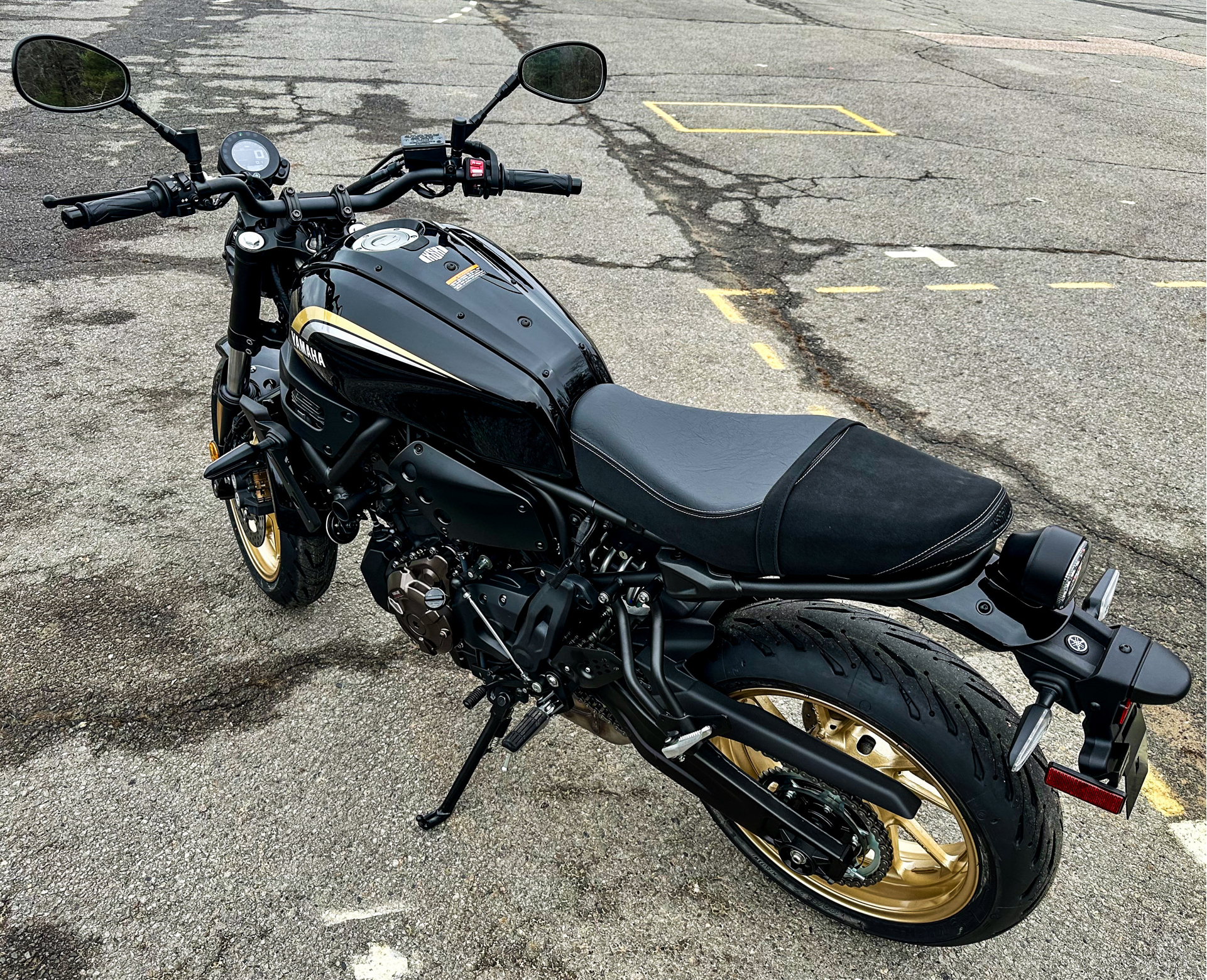 2024 Yamaha XSR700 in Foxboro, Massachusetts - Photo 9
