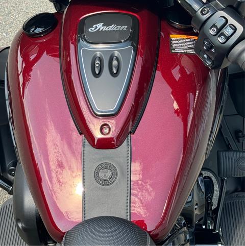 2024 Indian Motorcycle Roadmaster® Dark Horse® with PowerBand Audio Package in Foxboro, Massachusetts - Photo 31