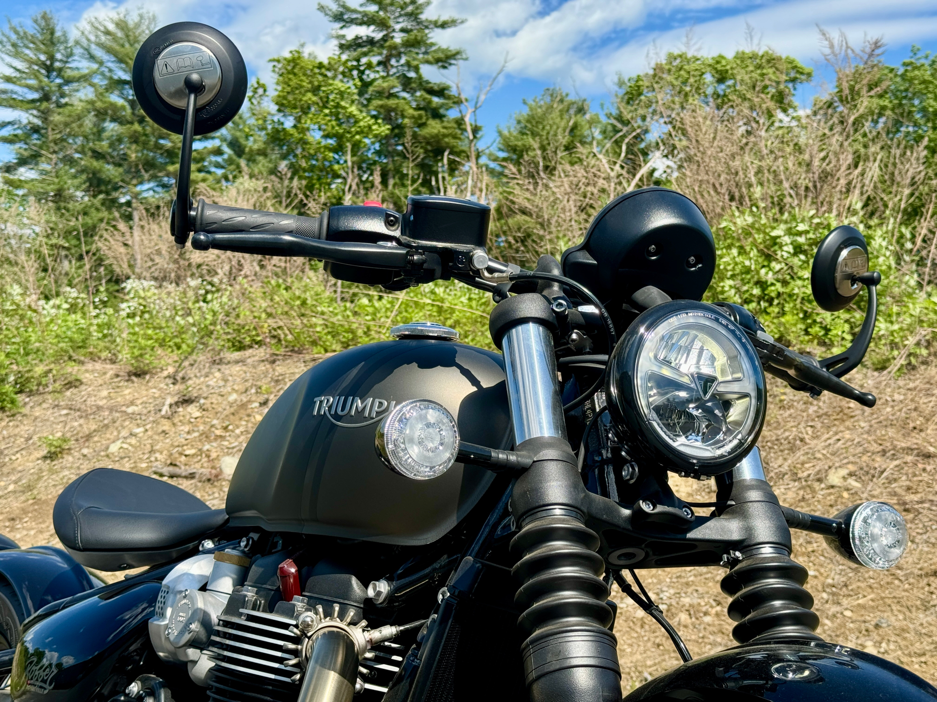 2023 Triumph Bonneville Bobber in Foxboro, Massachusetts - Photo 2