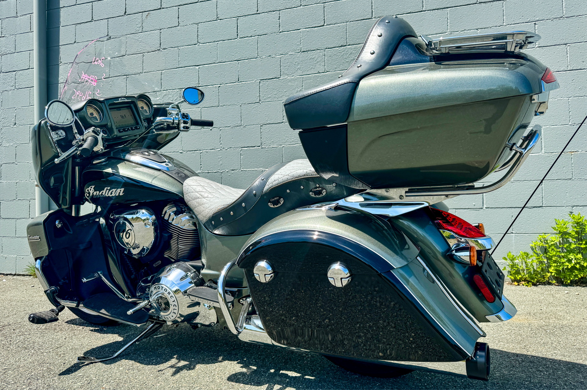 2021 Indian Motorcycle Roadmaster® in Foxboro, Massachusetts - Photo 15