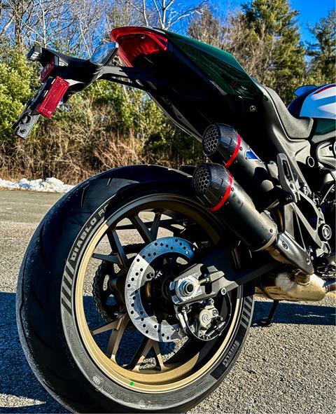 2024 Ducati Monster 30th Anniversario in Foxboro, Massachusetts - Photo 14
