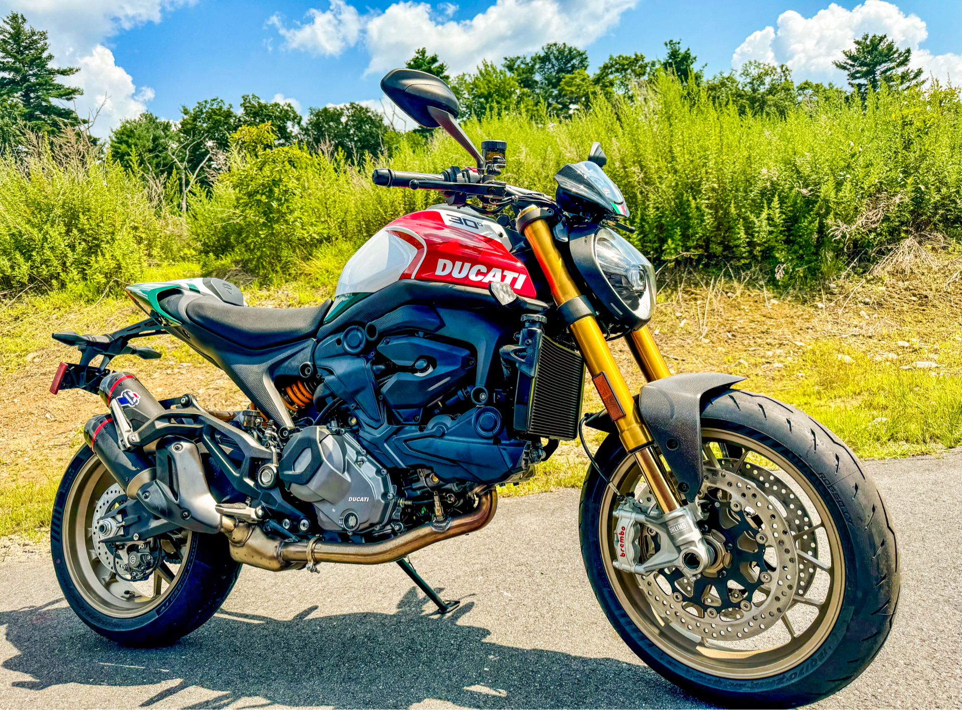 2024 Ducati Monster 30th Anniversario in Foxboro, Massachusetts - Photo 24