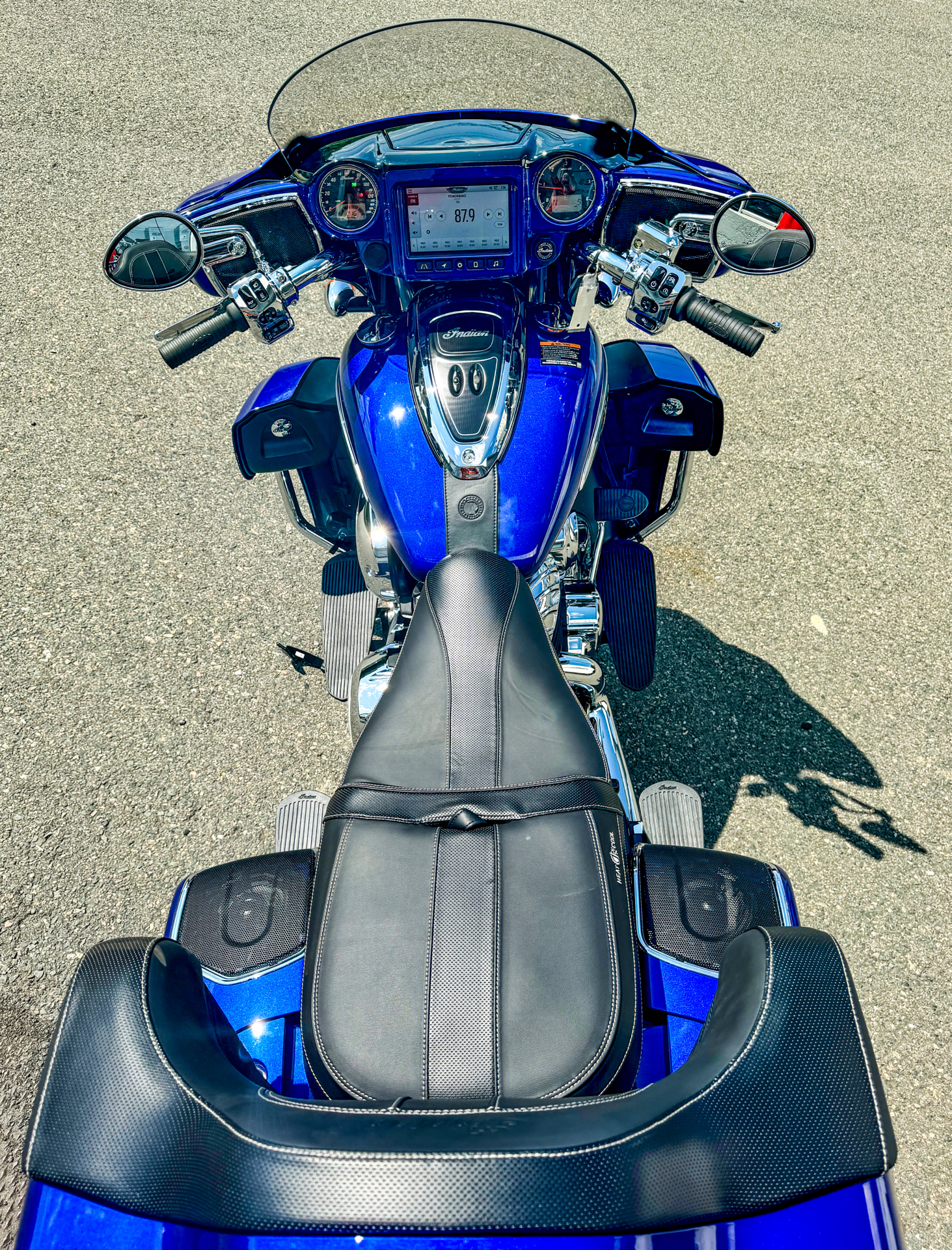 2024 Indian Motorcycle Roadmaster® Limited with PowerBand Audio Package in Foxboro, Massachusetts - Photo 16