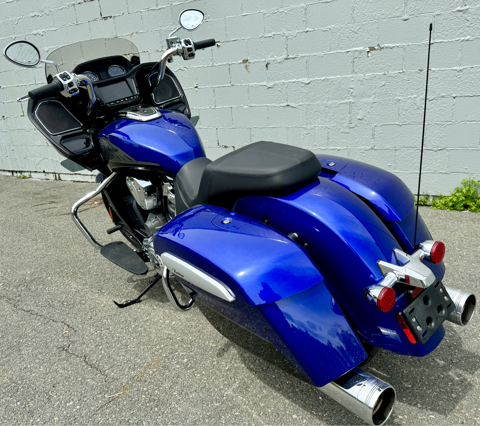 2023 Indian Motorcycle Challenger® Limited in Foxboro, Massachusetts - Photo 5