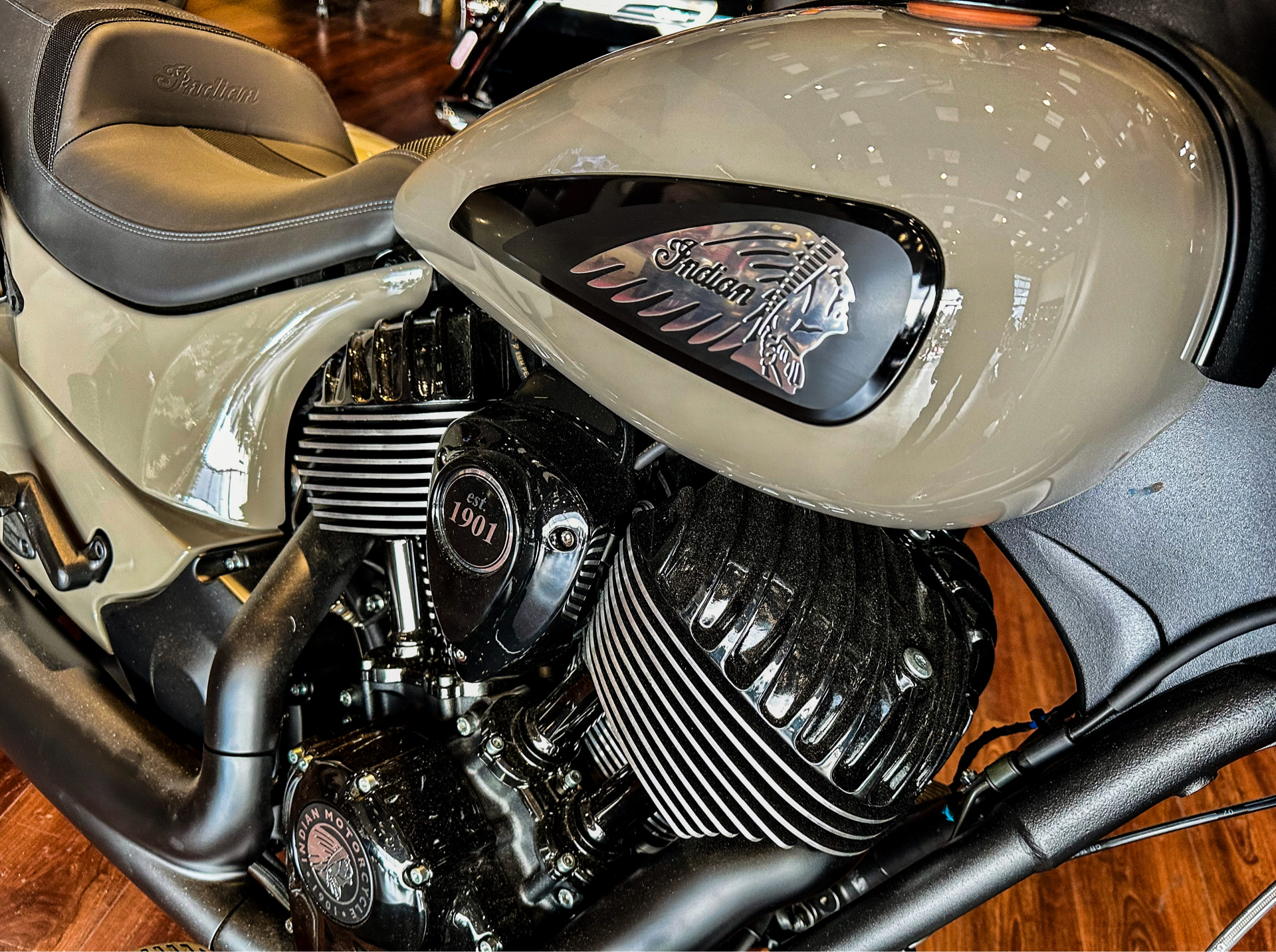 2023 Indian Motorcycle Springfield® Dark Horse® in Foxboro, Massachusetts - Photo 11