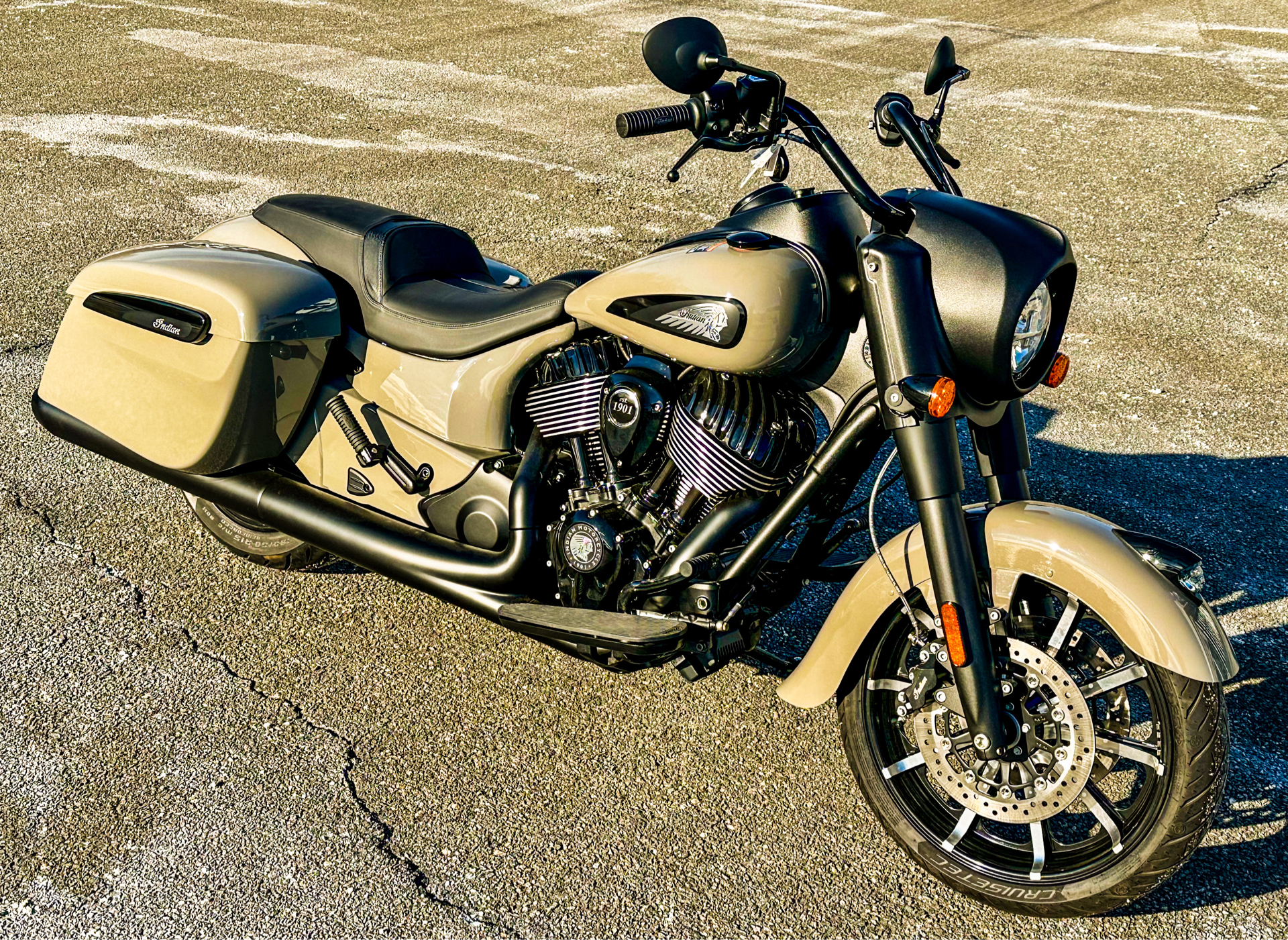 2023 Indian Motorcycle Springfield® Dark Horse® in Foxboro, Massachusetts - Photo 1