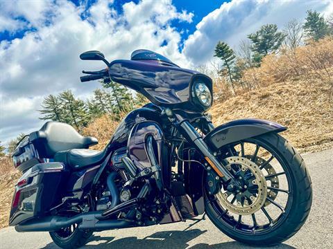 2019 Harley-Davidson CVO™ Street Glide® in Foxboro, Massachusetts - Photo 41