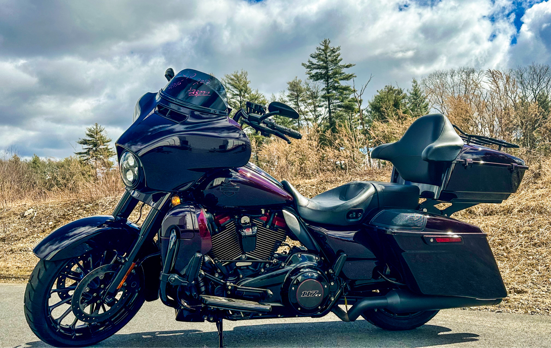 2019 Harley-Davidson CVO™ Street Glide® in Foxboro, Massachusetts - Photo 18