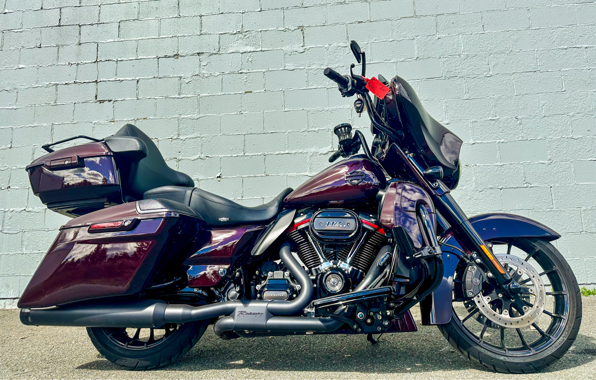 2019 Harley-Davidson CVO™ Street Glide® in Foxboro, Massachusetts - Photo 10