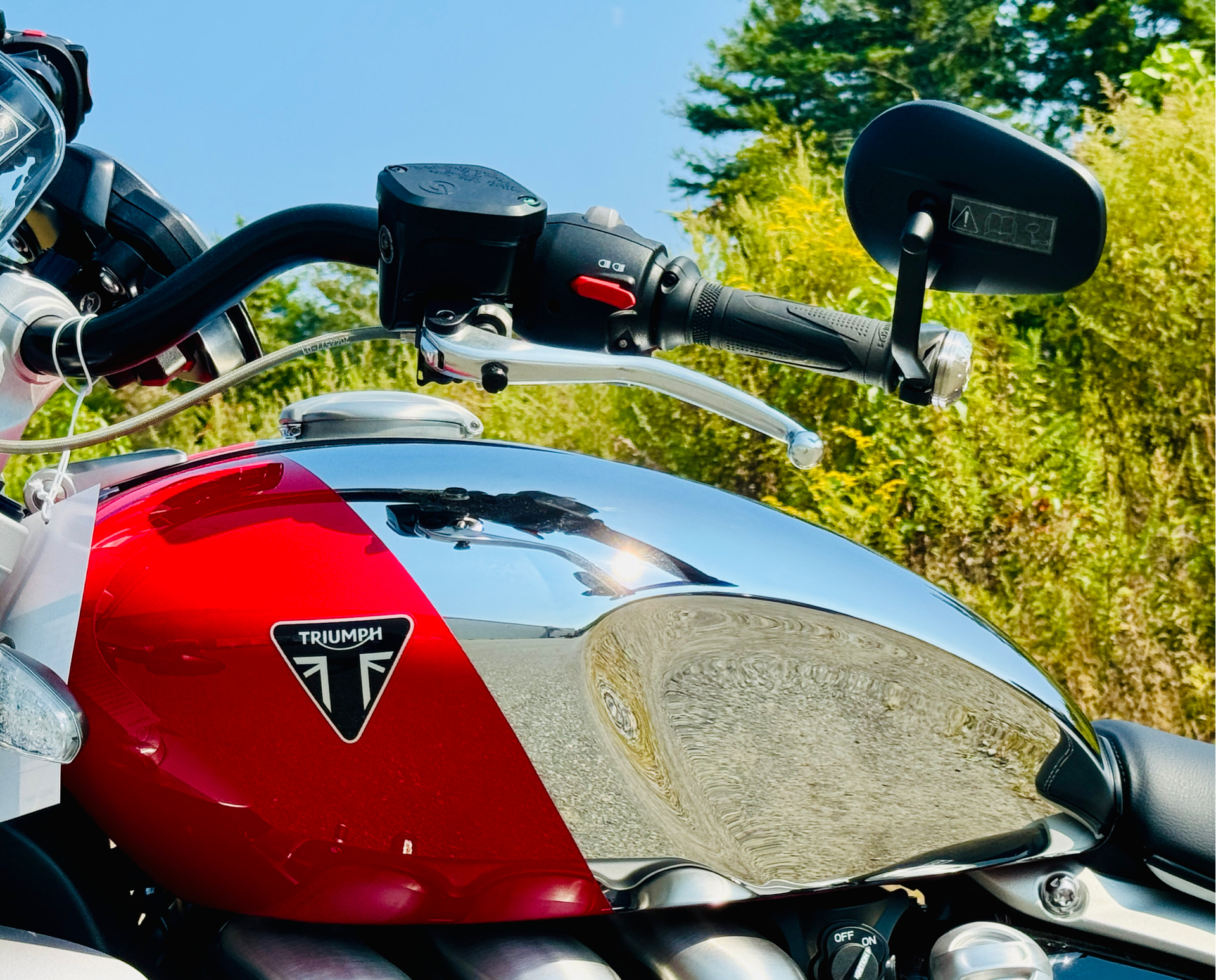 2023 Triumph Rocket 3 GT Chrome Edition in Foxboro, Massachusetts - Photo 14