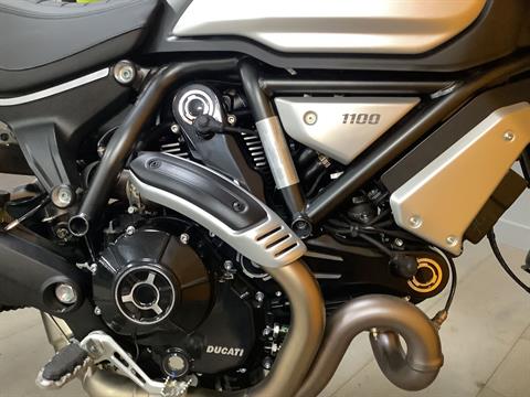 2022 Ducati Scrambler 1100 Dark PRO in Foxboro, Massachusetts - Photo 9