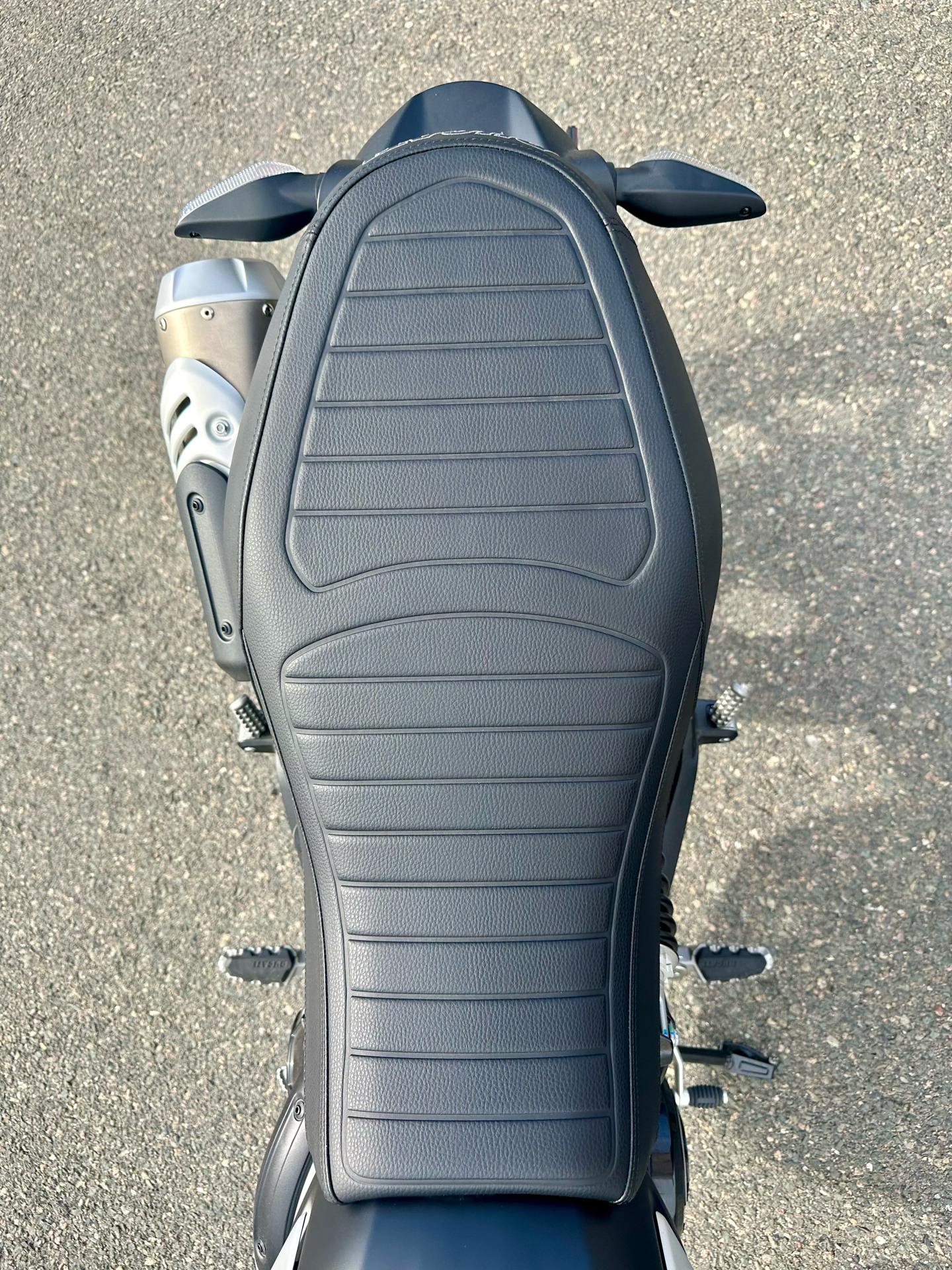 2022 Ducati Scrambler 1100 Dark PRO in Foxboro, Massachusetts - Photo 30