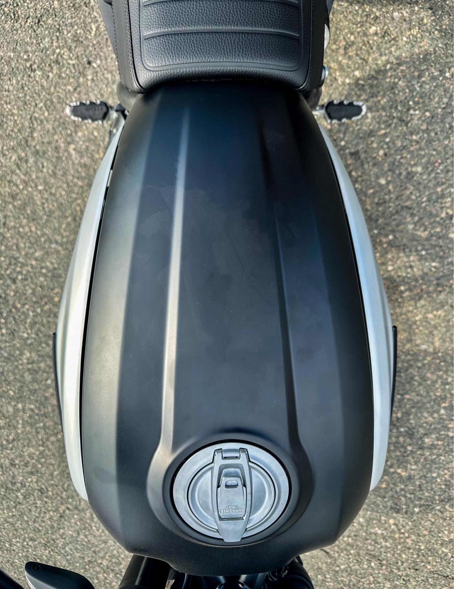 2022 Ducati Scrambler 1100 Dark PRO in Foxboro, Massachusetts - Photo 28