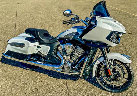 2024 Indian Motorcycle Challenger® Limited with PowerBand Audio Package in Foxboro, Massachusetts - Photo 5