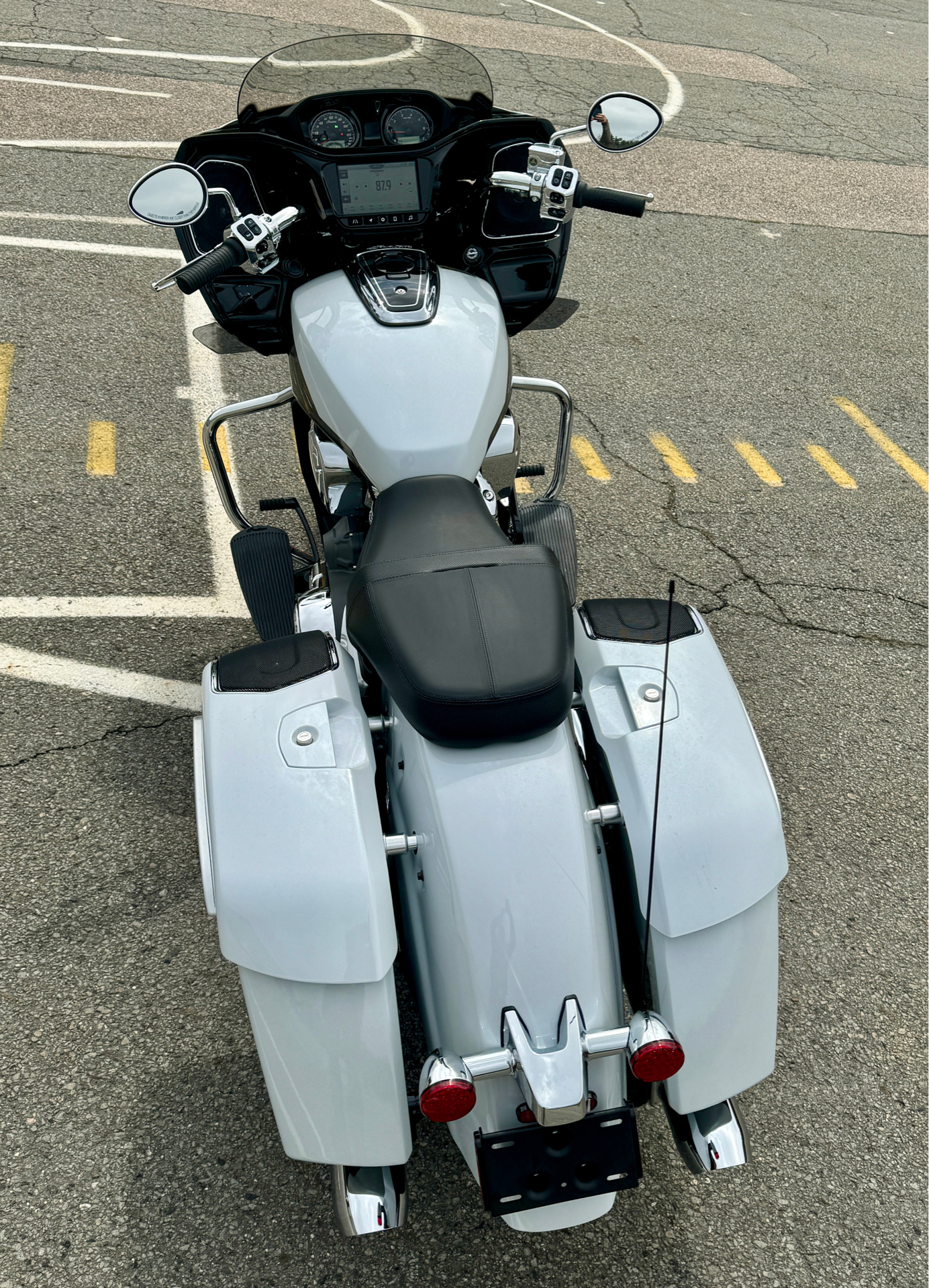 2024 Indian Motorcycle Challenger® Limited with PowerBand Audio Package in Foxboro, Massachusetts - Photo 17