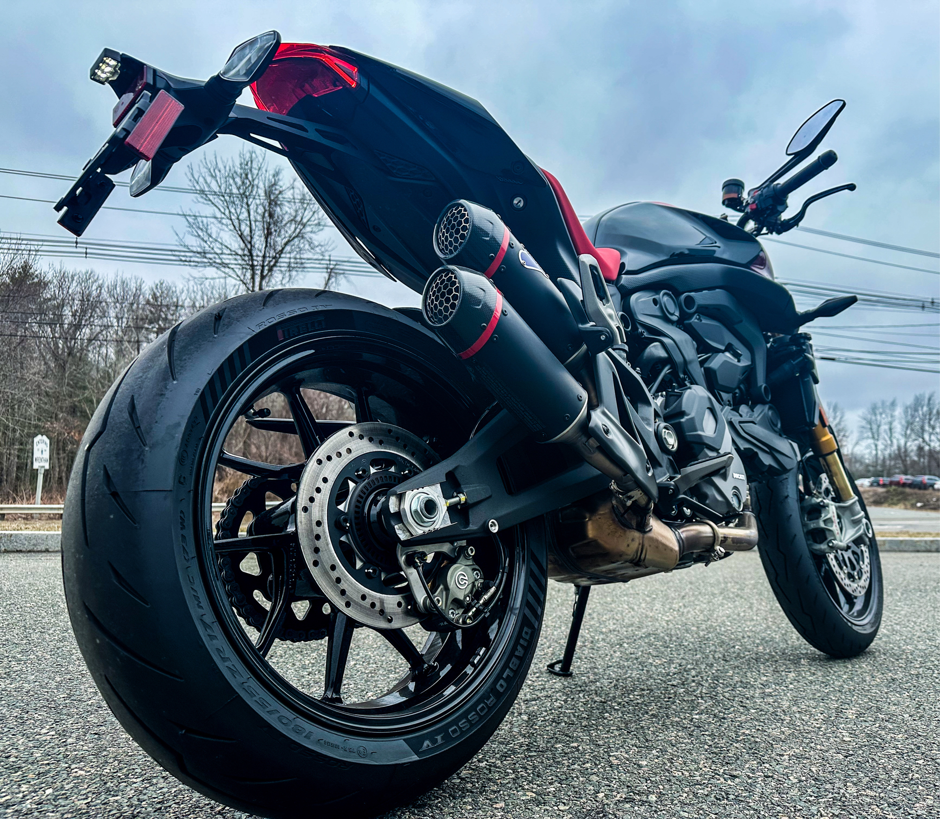 2024 Ducati Monster SP in Foxboro, Massachusetts - Photo 17
