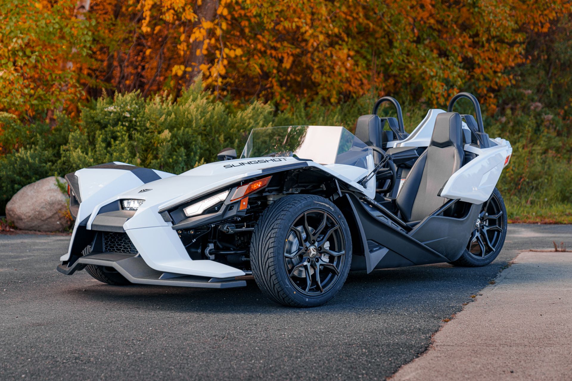 2024 Slingshot Slingshot S w/ Technology Package 1 - AutoDrive in Foxboro, Massachusetts - Photo 4