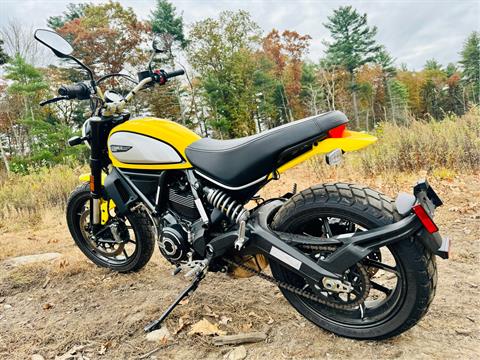 2023 Ducati Scrambler Icon in Foxboro, Massachusetts - Photo 3