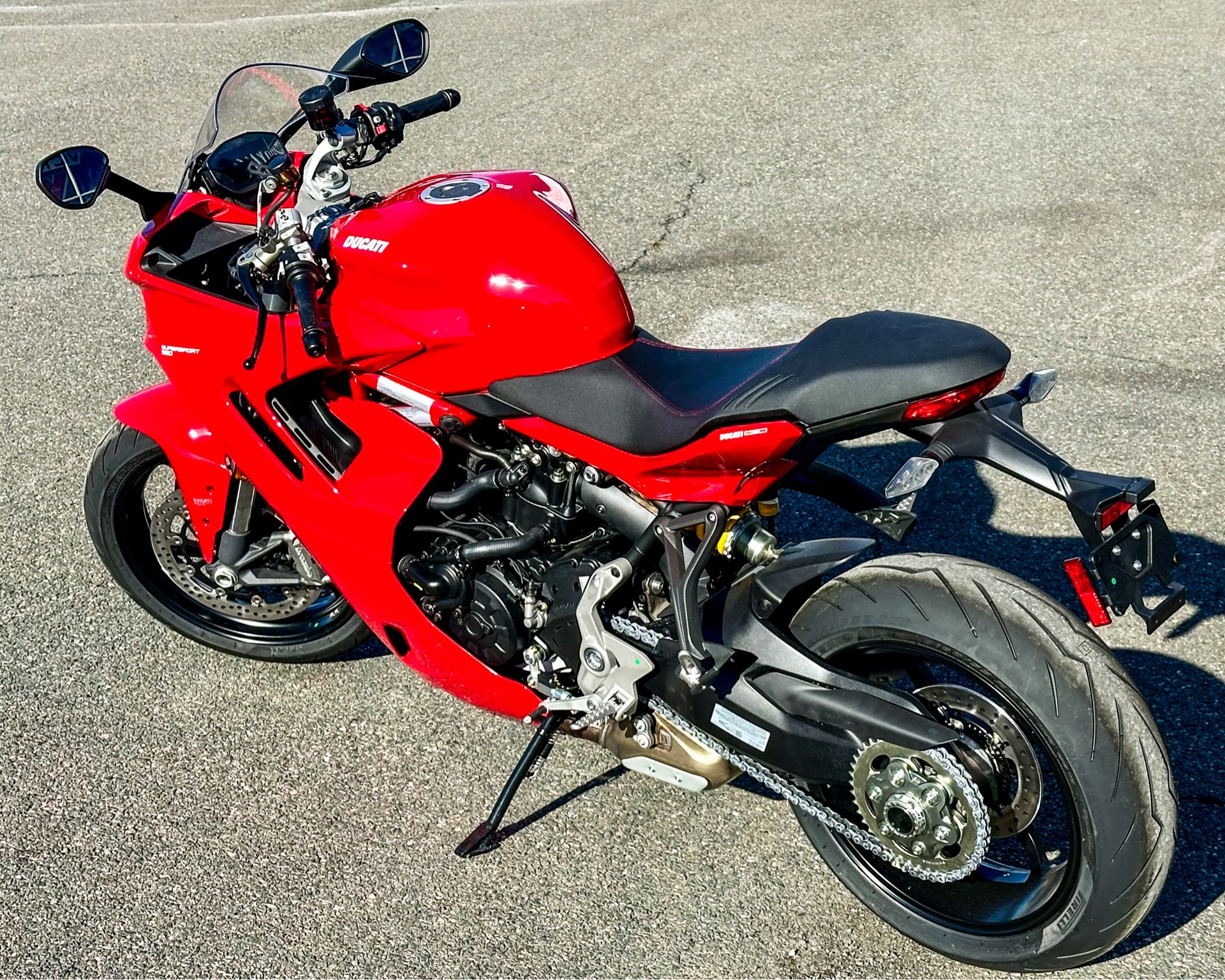 2024 Ducati SuperSport 950 in Foxboro, Massachusetts - Photo 9