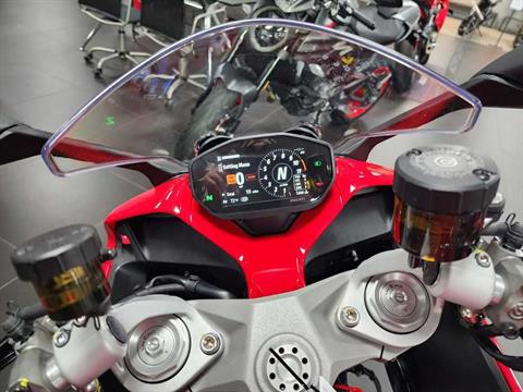 2024 Ducati SuperSport 950 in Foxboro, Massachusetts - Photo 10