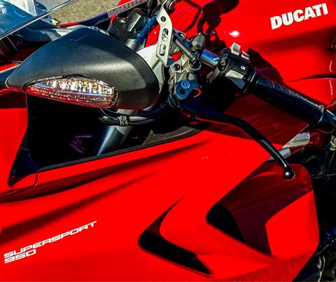 2024 Ducati SuperSport 950 in Foxboro, Massachusetts - Photo 8