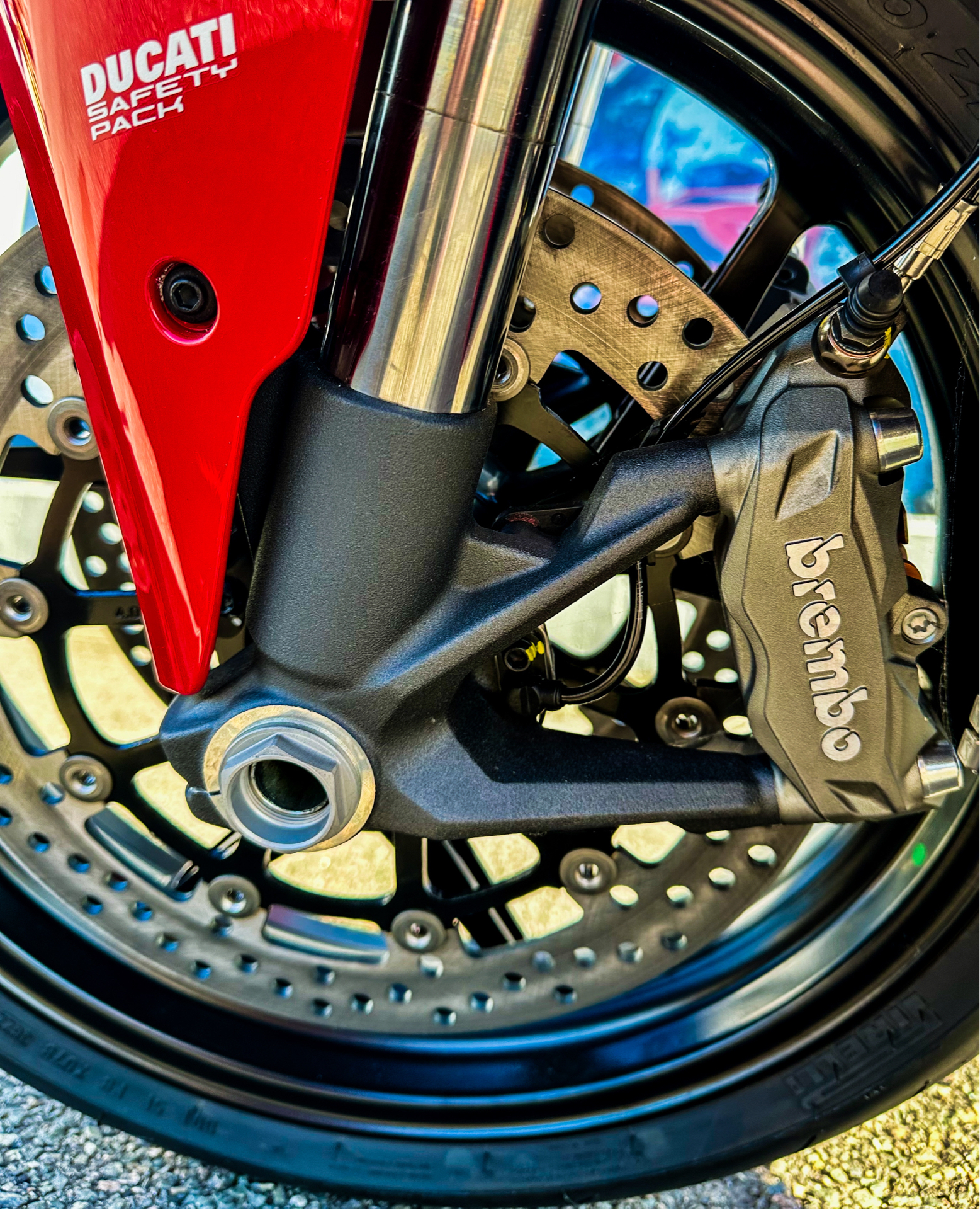 2024 Ducati SuperSport 950 in Foxboro, Massachusetts - Photo 6