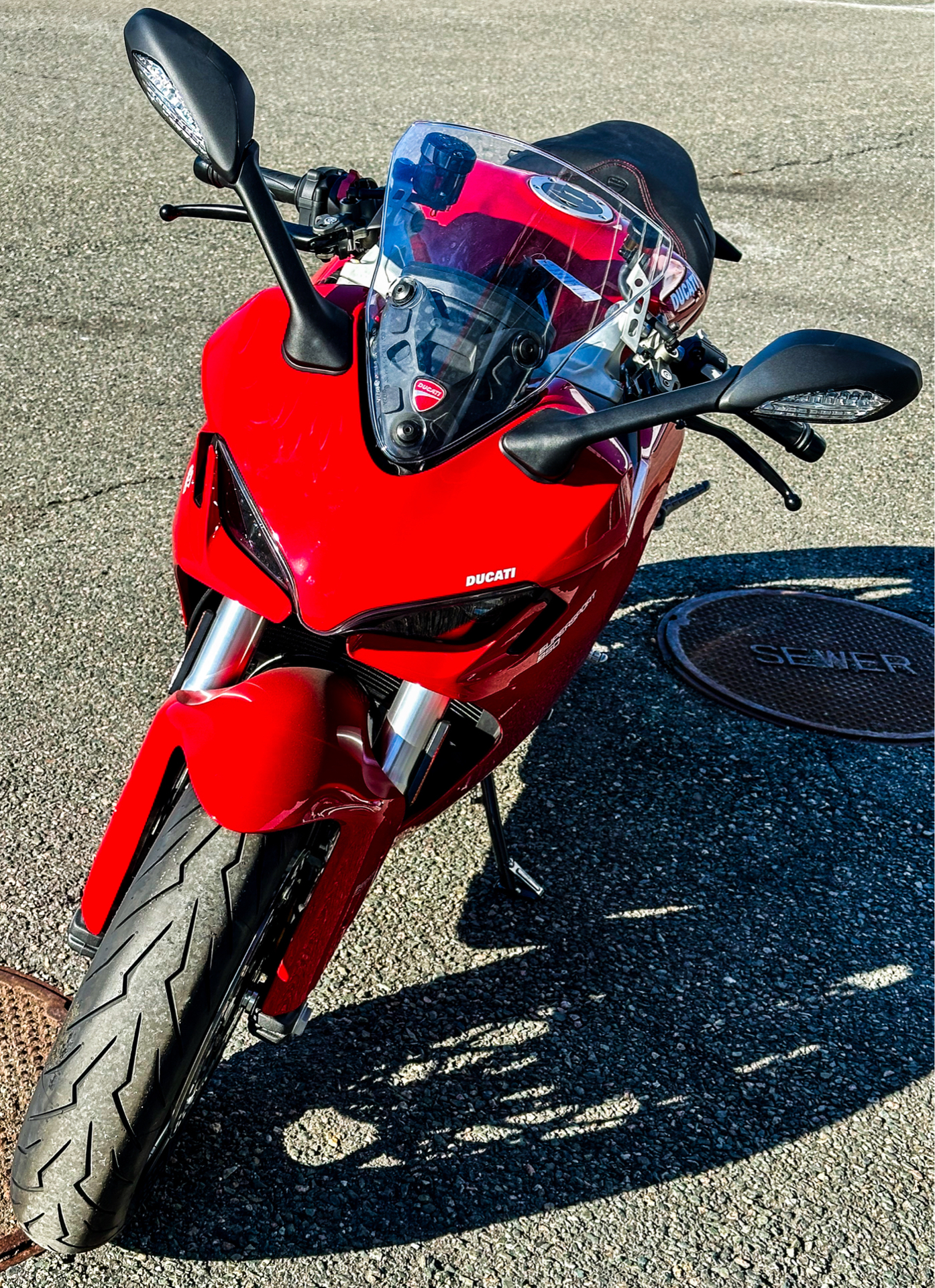 2024 Ducati SuperSport 950 in Foxboro, Massachusetts - Photo 23