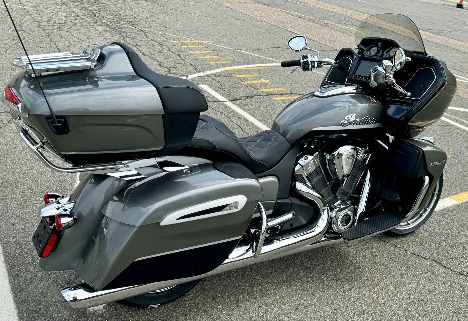 2024 Indian Motorcycle Pursuit® Limited® with PowerBand Audio Package in Foxboro, Massachusetts - Photo 30