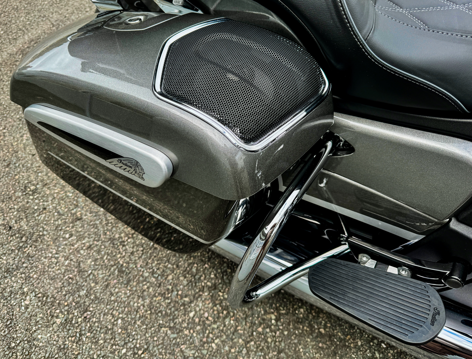 2024 Indian Motorcycle Pursuit® Limited® with PowerBand Audio Package in Foxboro, Massachusetts - Photo 23