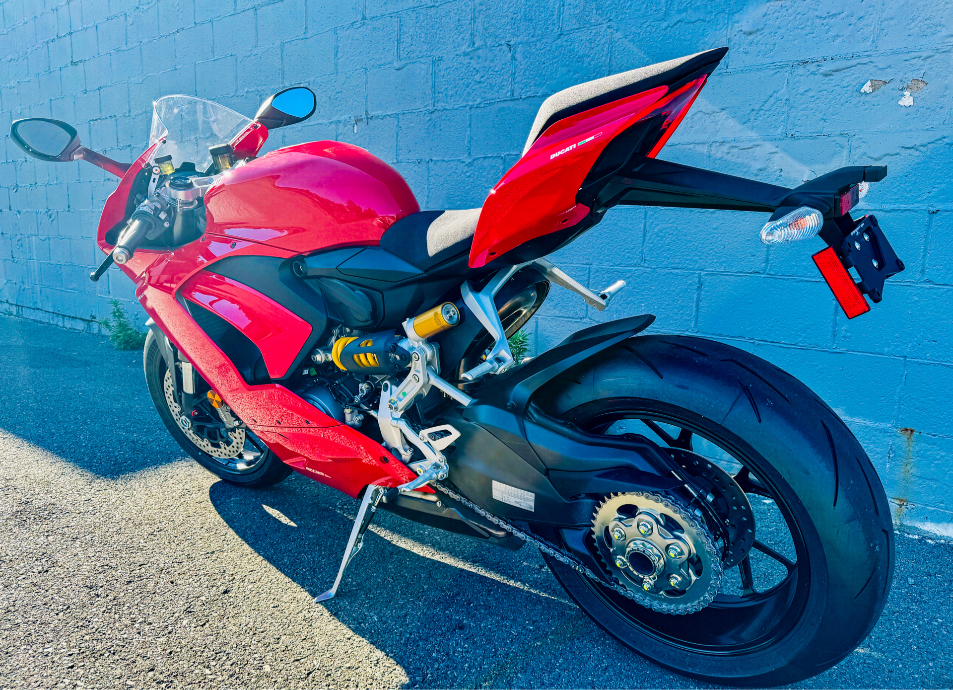 2025 Ducati Panigale V2 in Foxboro, Massachusetts - Photo 9