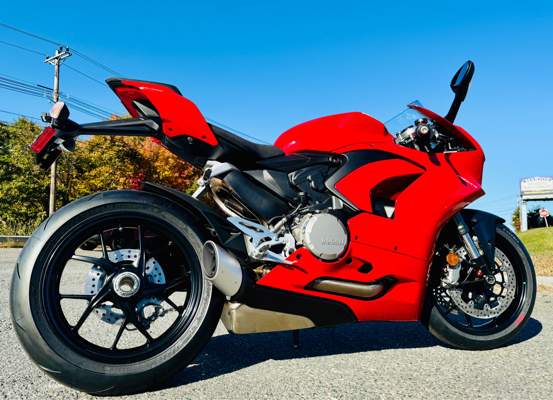 2025 Ducati Panigale V2 in Foxboro, Massachusetts - Photo 38