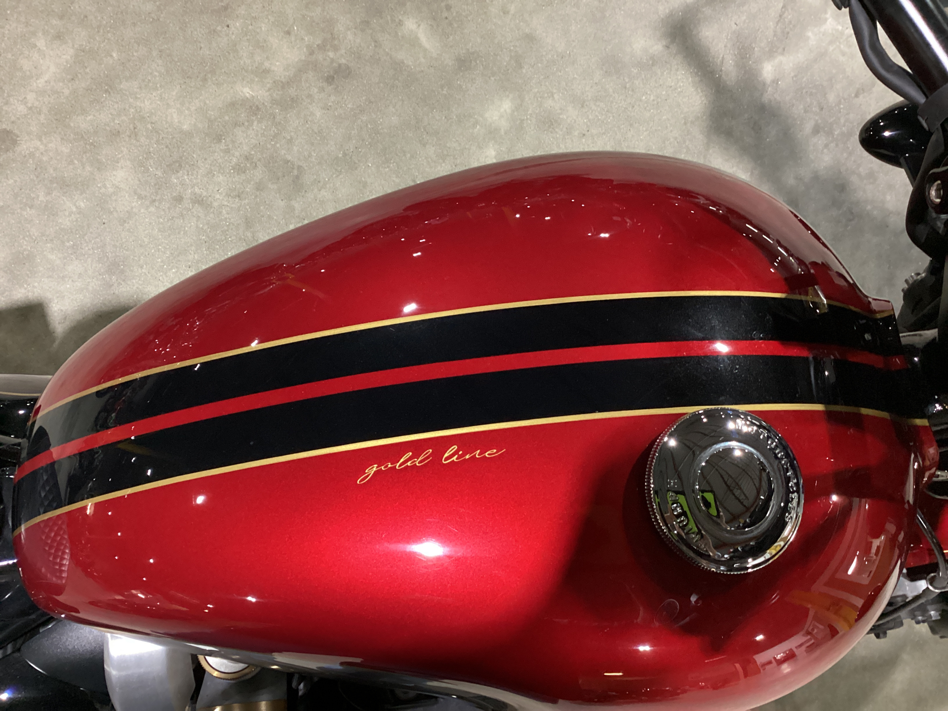 2022 Triumph Bonneville Bobber Gold Line in Foxboro, Massachusetts - Photo 7