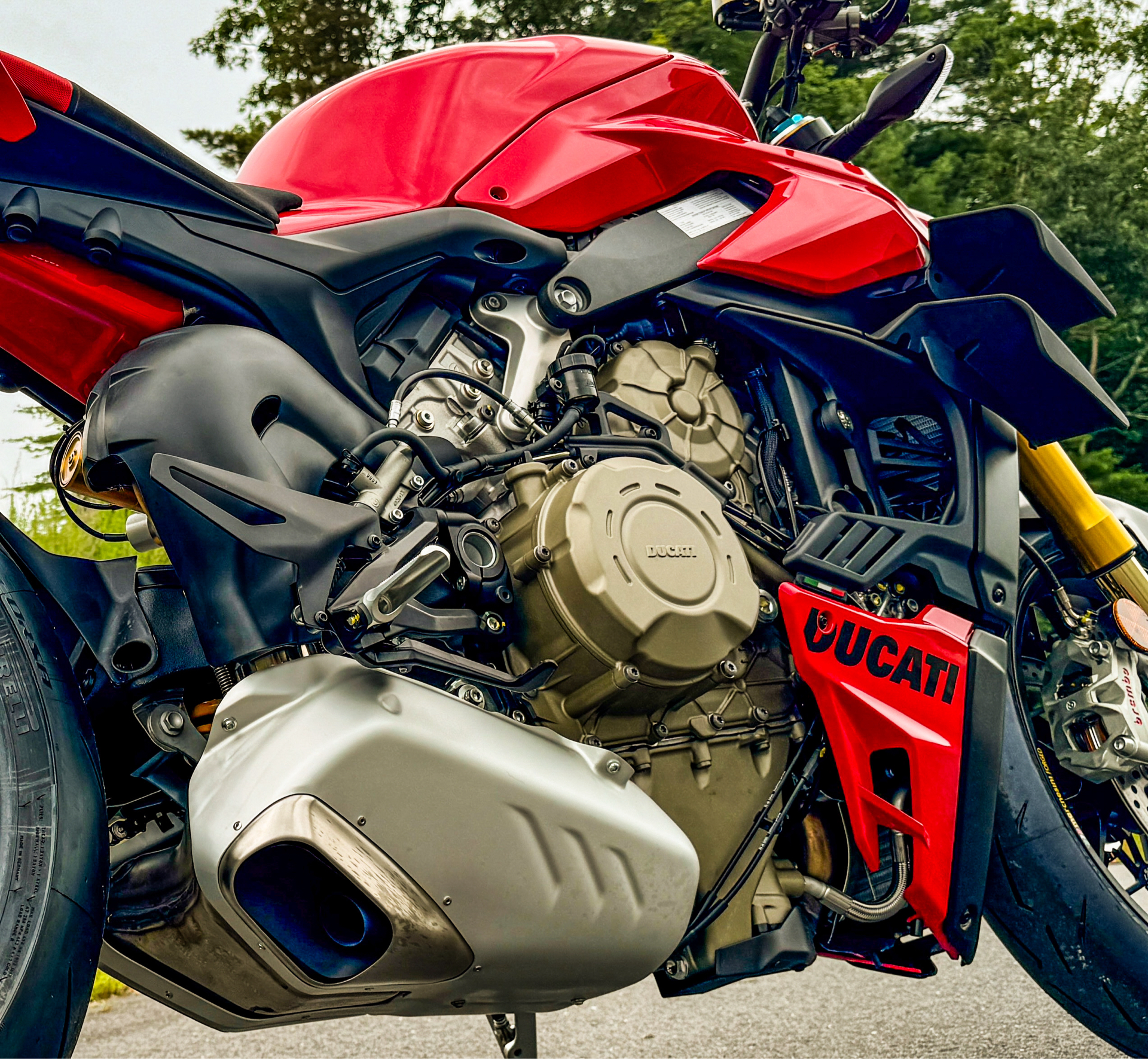 2024 Ducati Streetfighter V4 S in Foxboro, Massachusetts - Photo 22