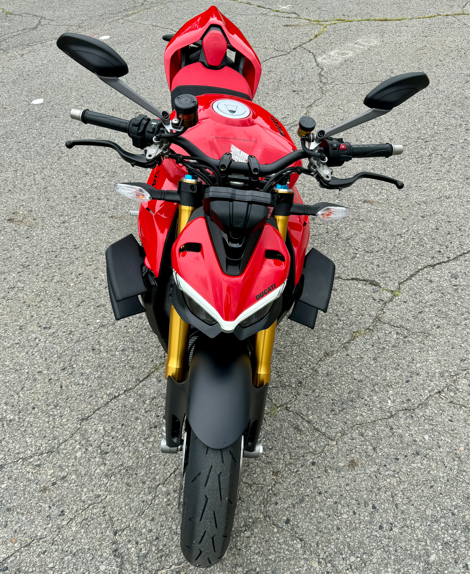 2024 Ducati Streetfighter V4 S in Foxboro, Massachusetts - Photo 39