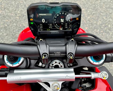 2024 Ducati Streetfighter V4 S in Foxboro, Massachusetts - Photo 3