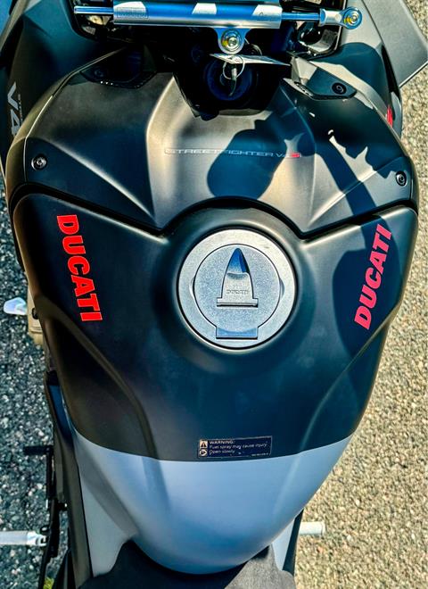 2024 Ducati Streetfighter V4 S in Foxboro, Massachusetts - Photo 44